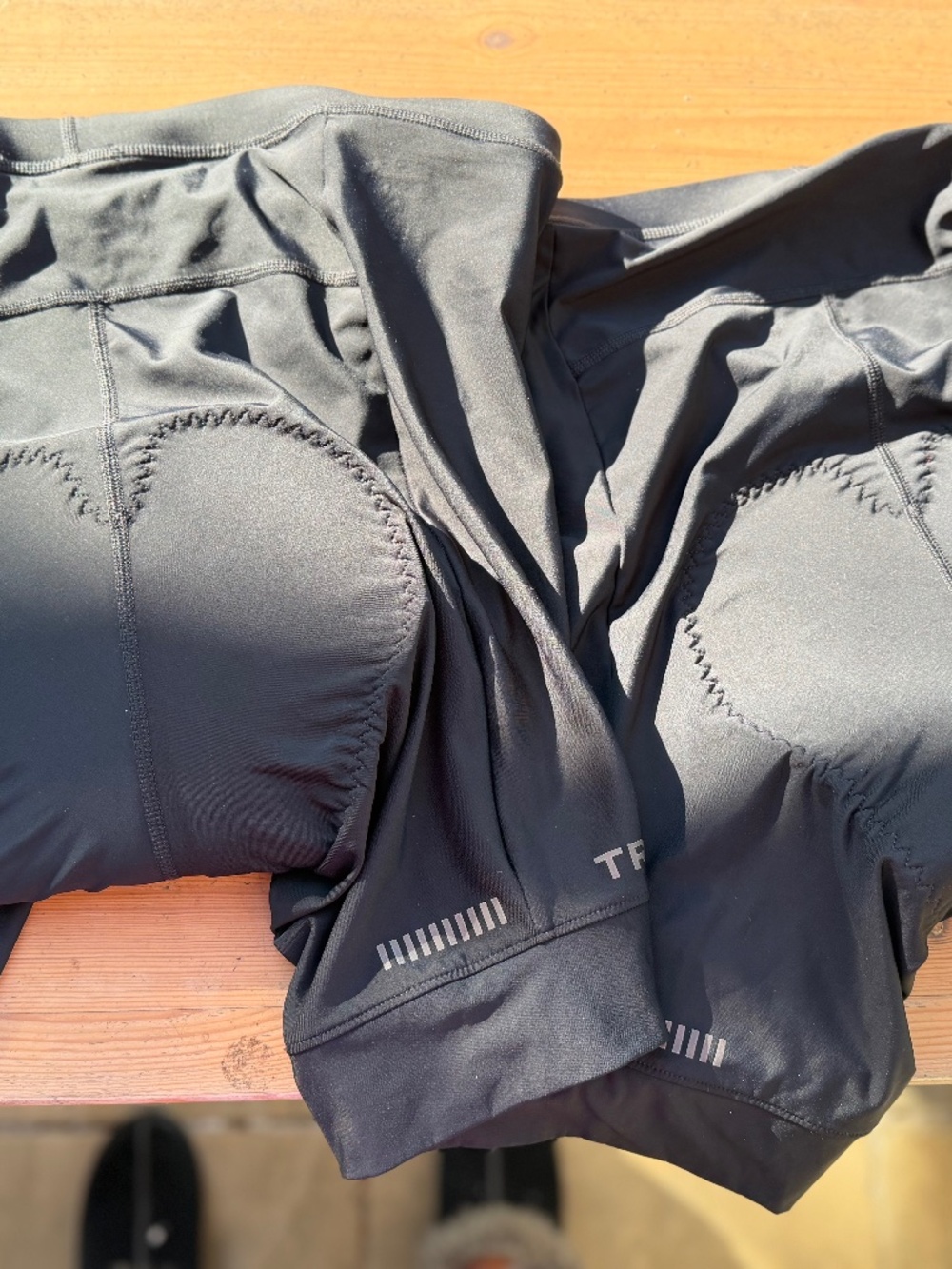 TREK men’s padded bike shorts small 2 pair